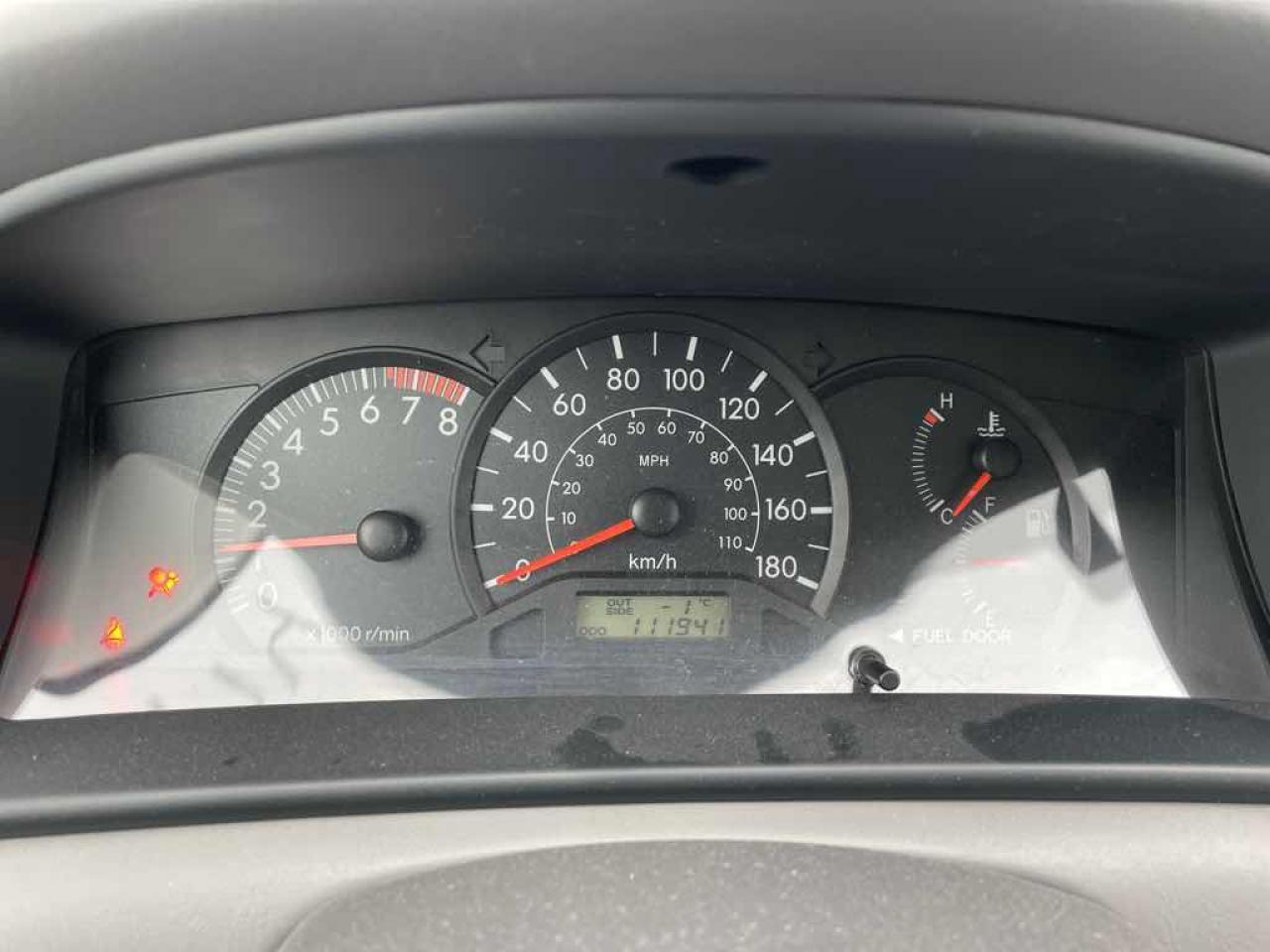 2006 Toyota Corolla CE - Photo #9