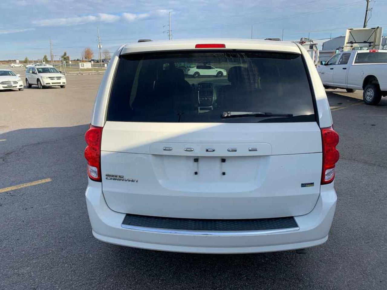 2011 Dodge Grand Caravan  Photo4