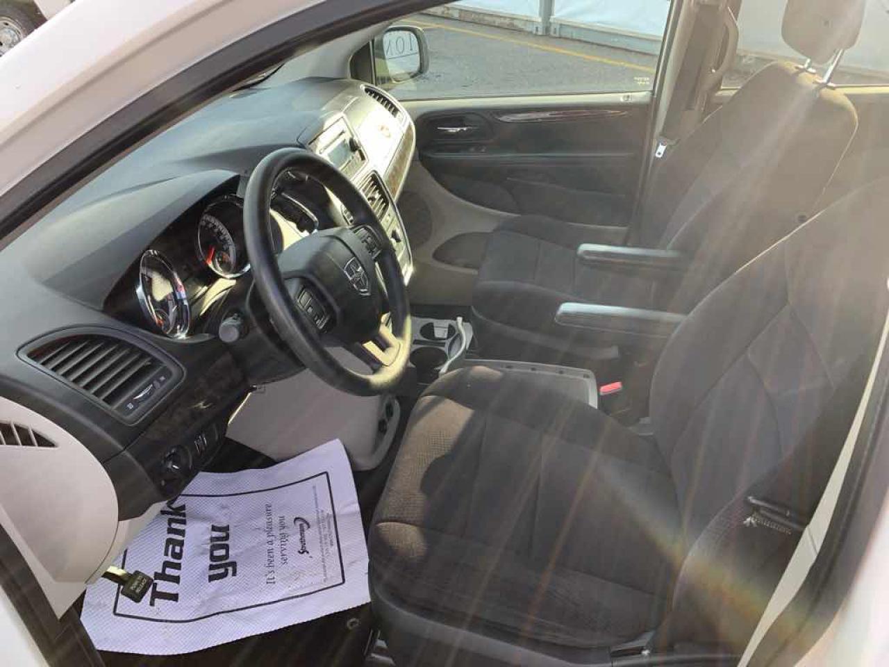 2011 Dodge Grand Caravan  - Photo #8