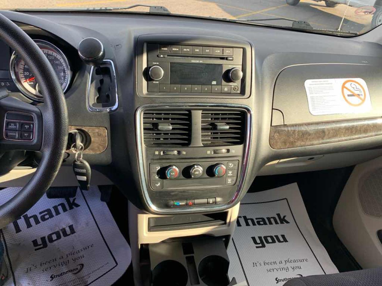 2011 Dodge Grand Caravan  - Photo #10