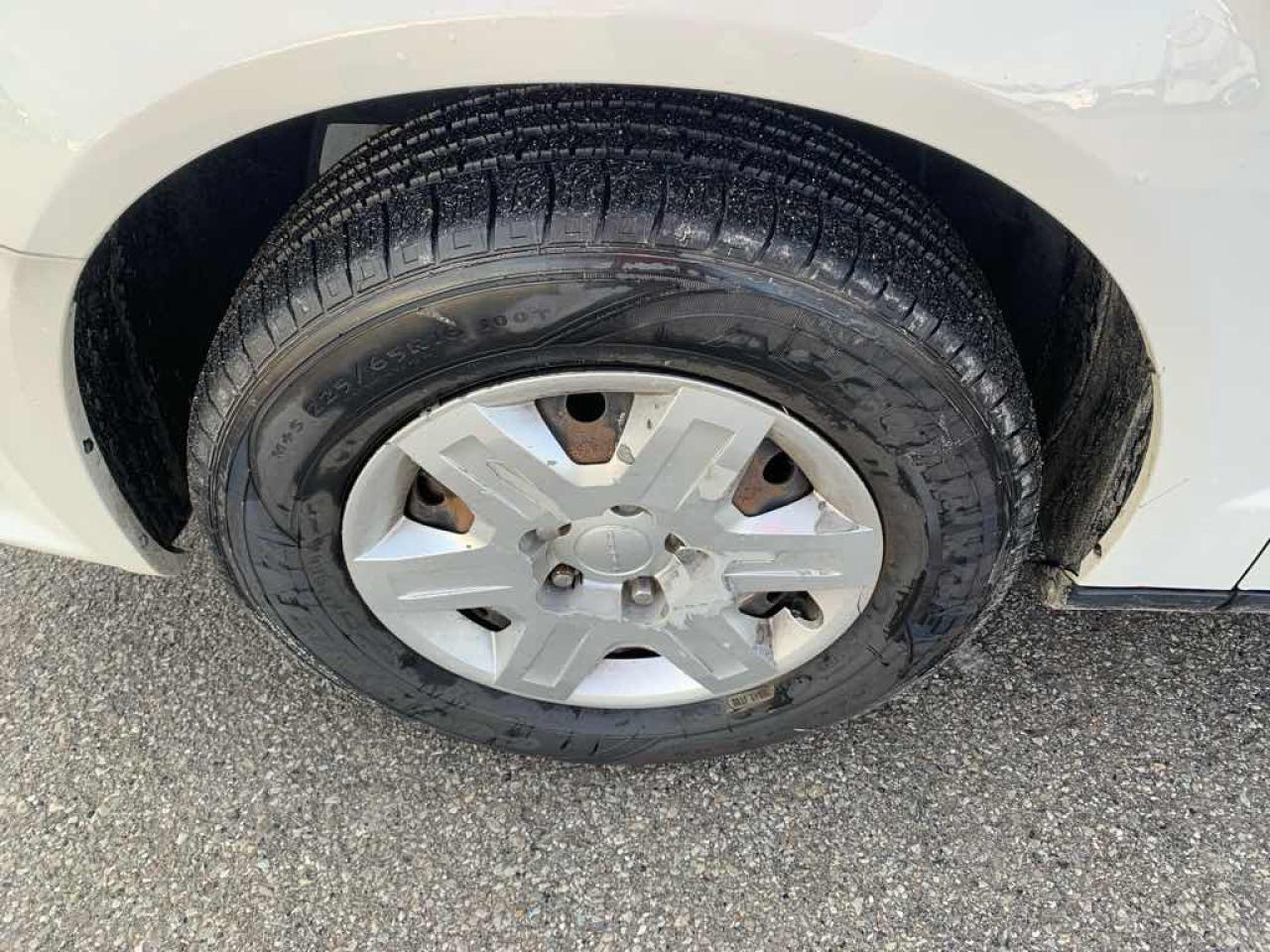 2011 Dodge Grand Caravan  - Photo #14