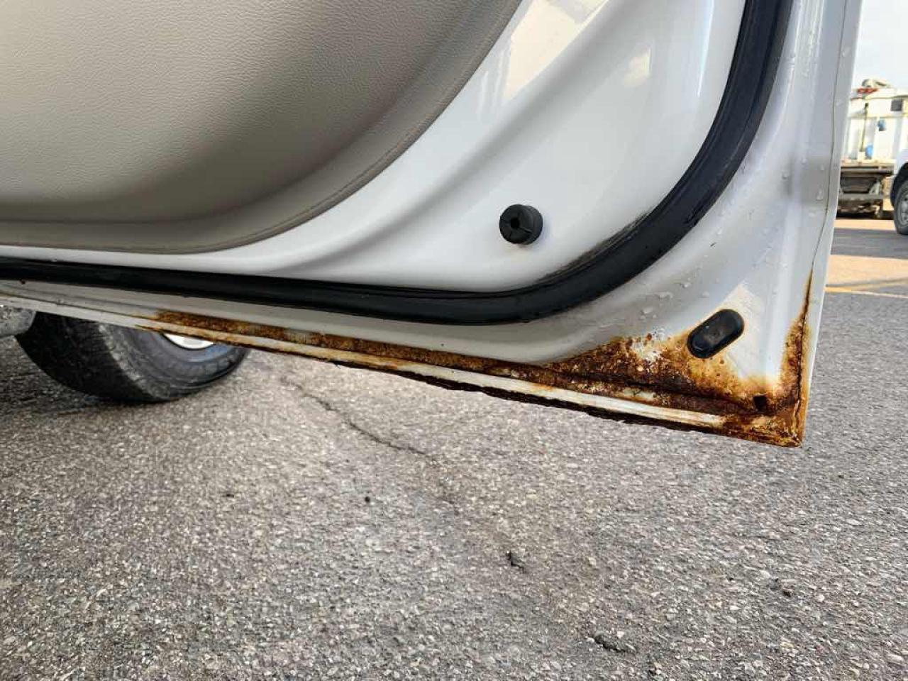 2011 Dodge Grand Caravan  - Photo #28