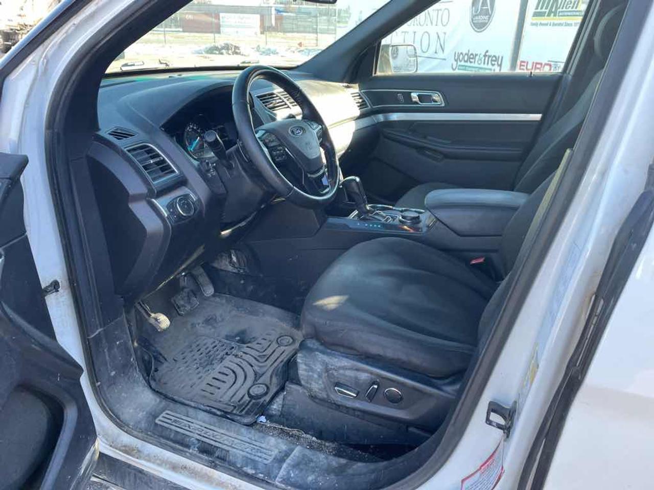 2017 Ford Explorer  Photo