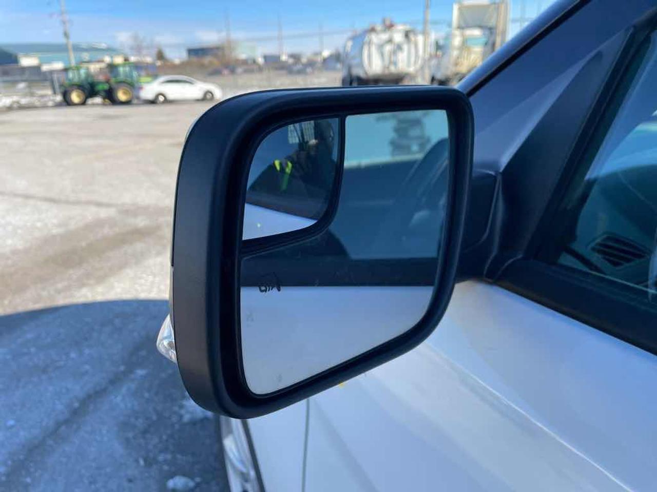 2017 Ford Explorer  Photo