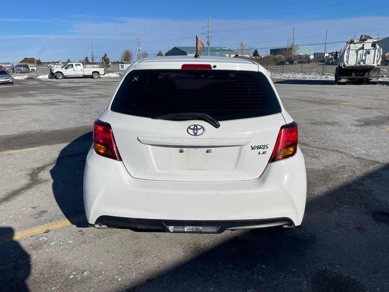2015 Toyota Yaris  Photo