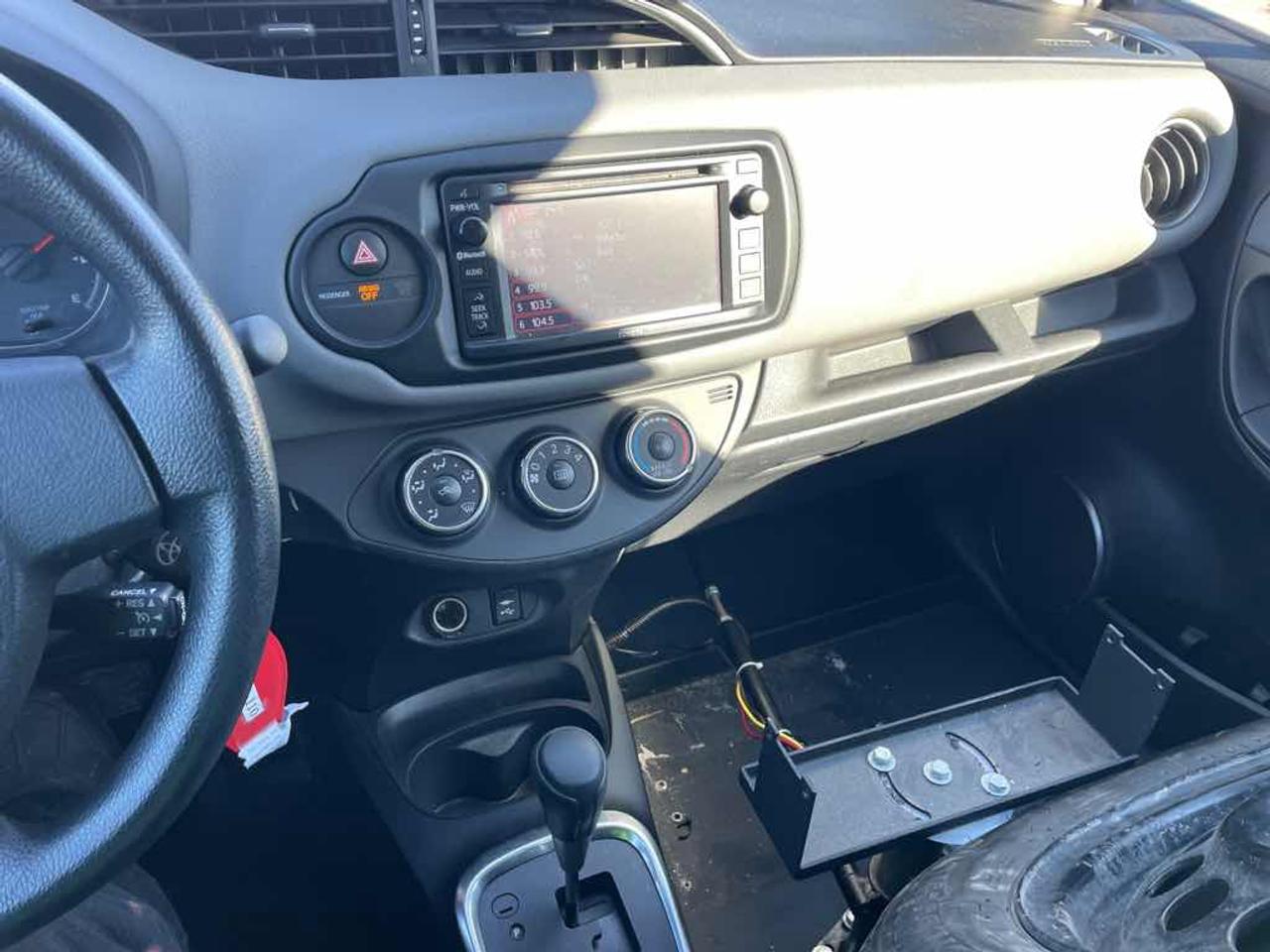 2015 Toyota Yaris  Photo