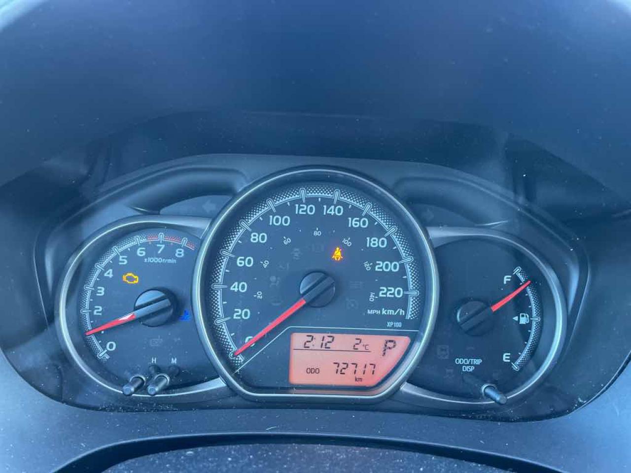 2015 Toyota Yaris  - Photo #9