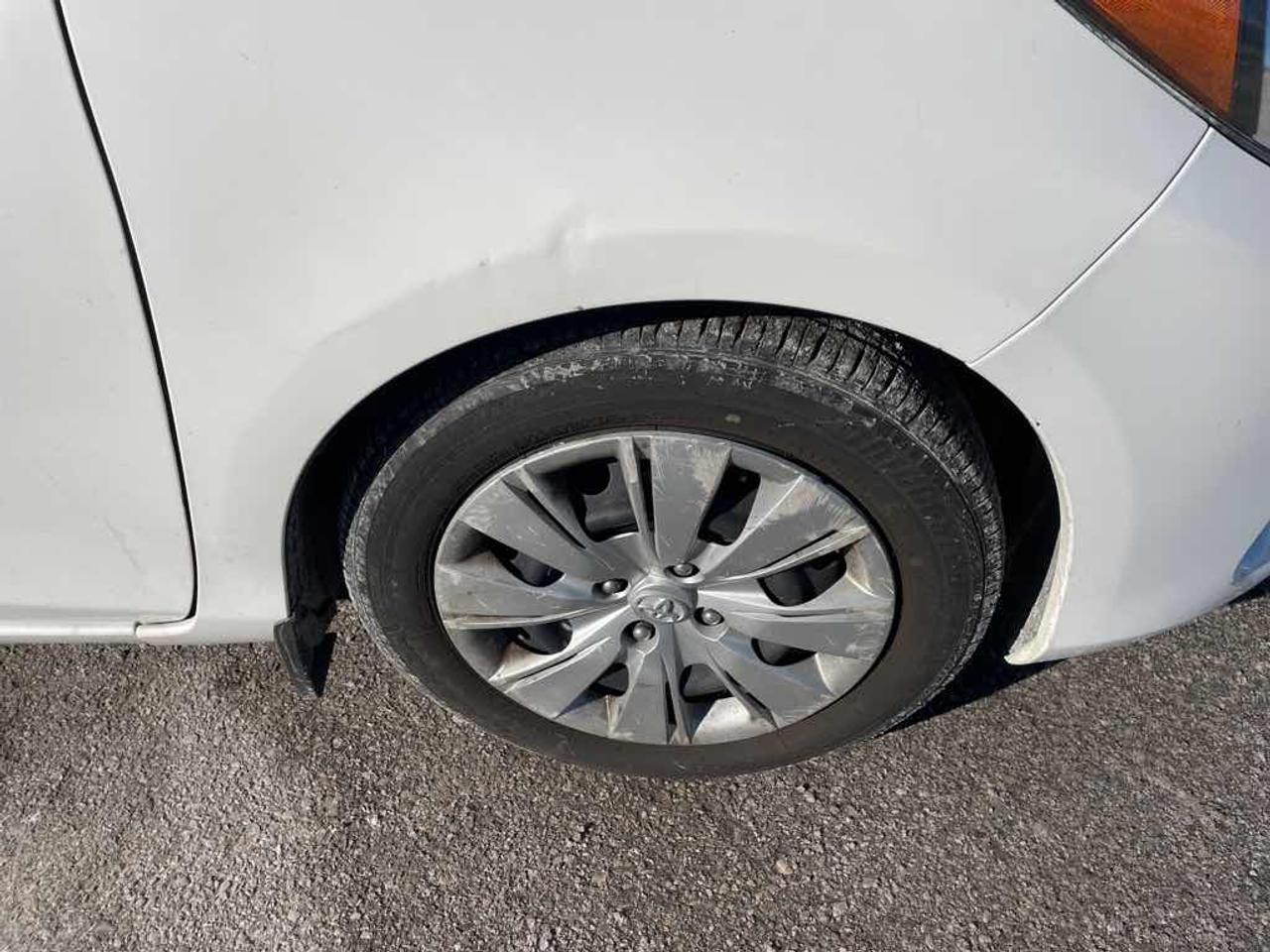 2015 Toyota Yaris  Photo