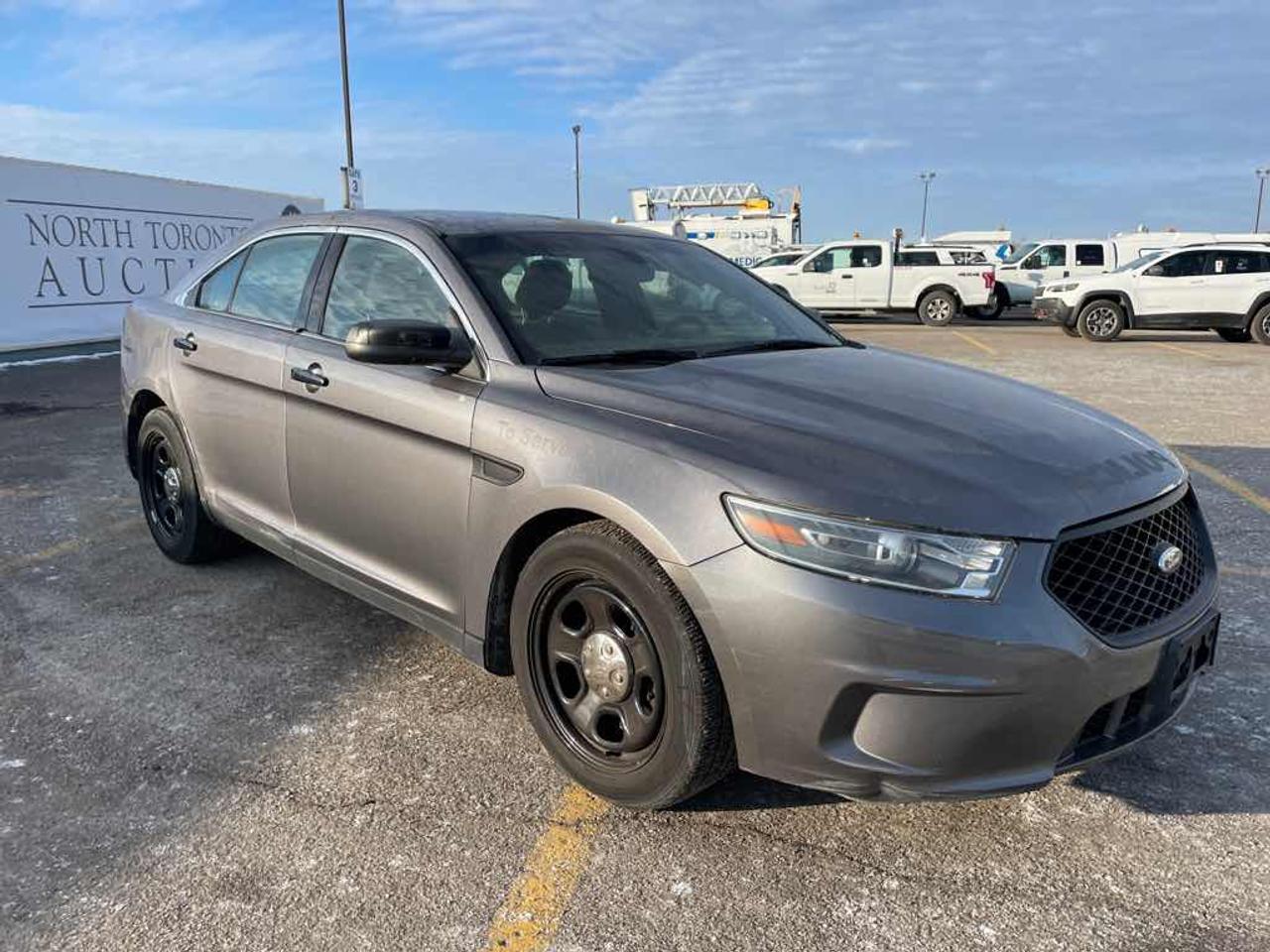 2017 Ford Taurus Police Inte Photo