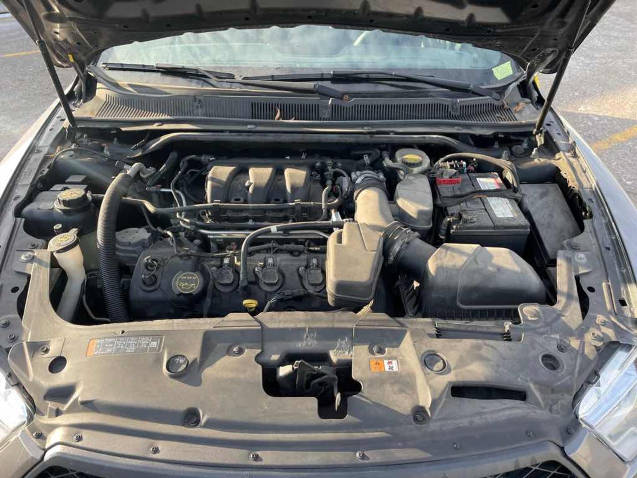 2017 Ford Taurus Police Inte Photo