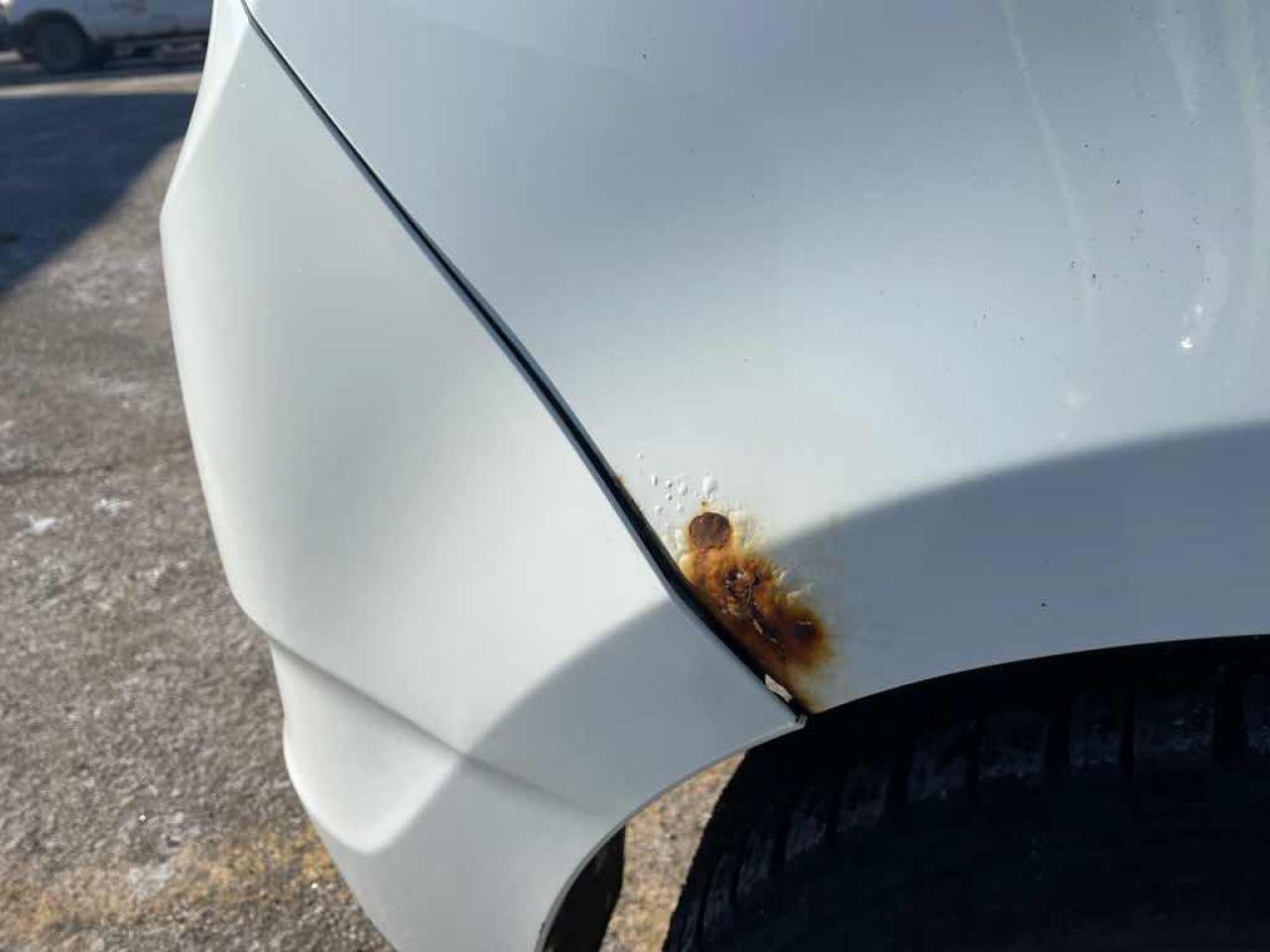 2012 Hyundai Accent  - Photo #22