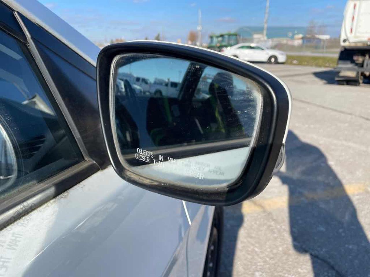 2012 Hyundai Accent  - Photo #25