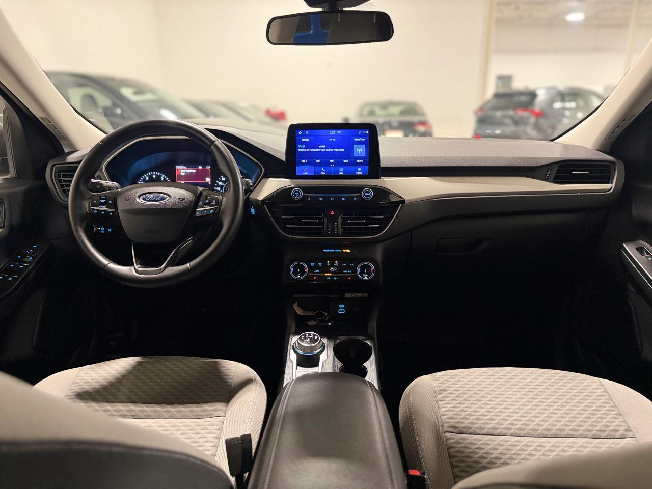 2022 Ford Escape SE Photo