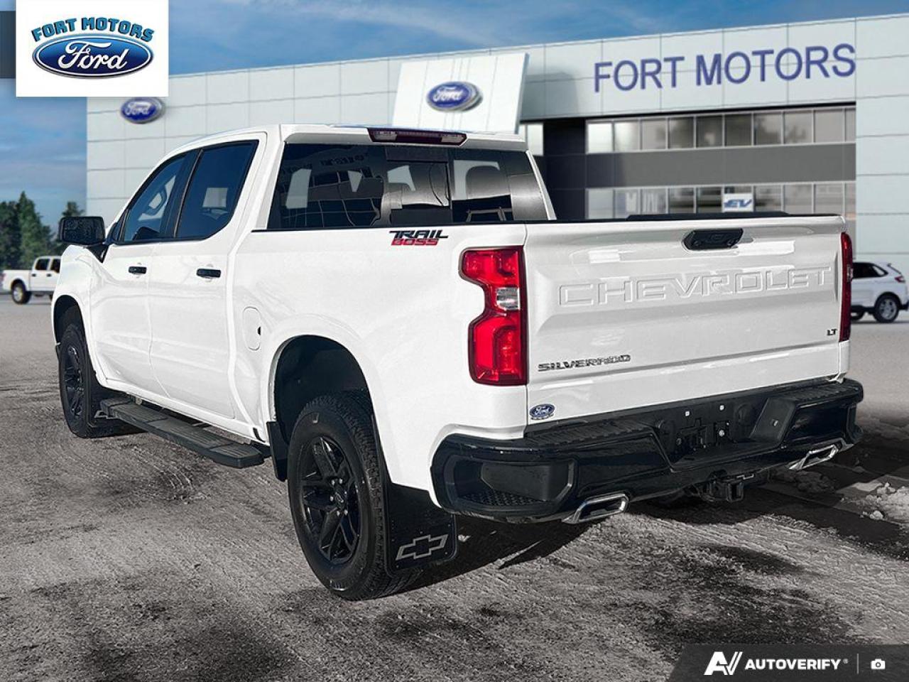 2024 Chevrolet Silverado 1500 LT Trail Boss Photo3