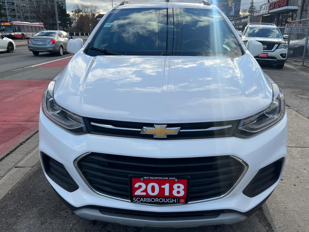 2018 Chevrolet Trax LT-BACK CAM-BLUETOOTH & MORE! Photo1