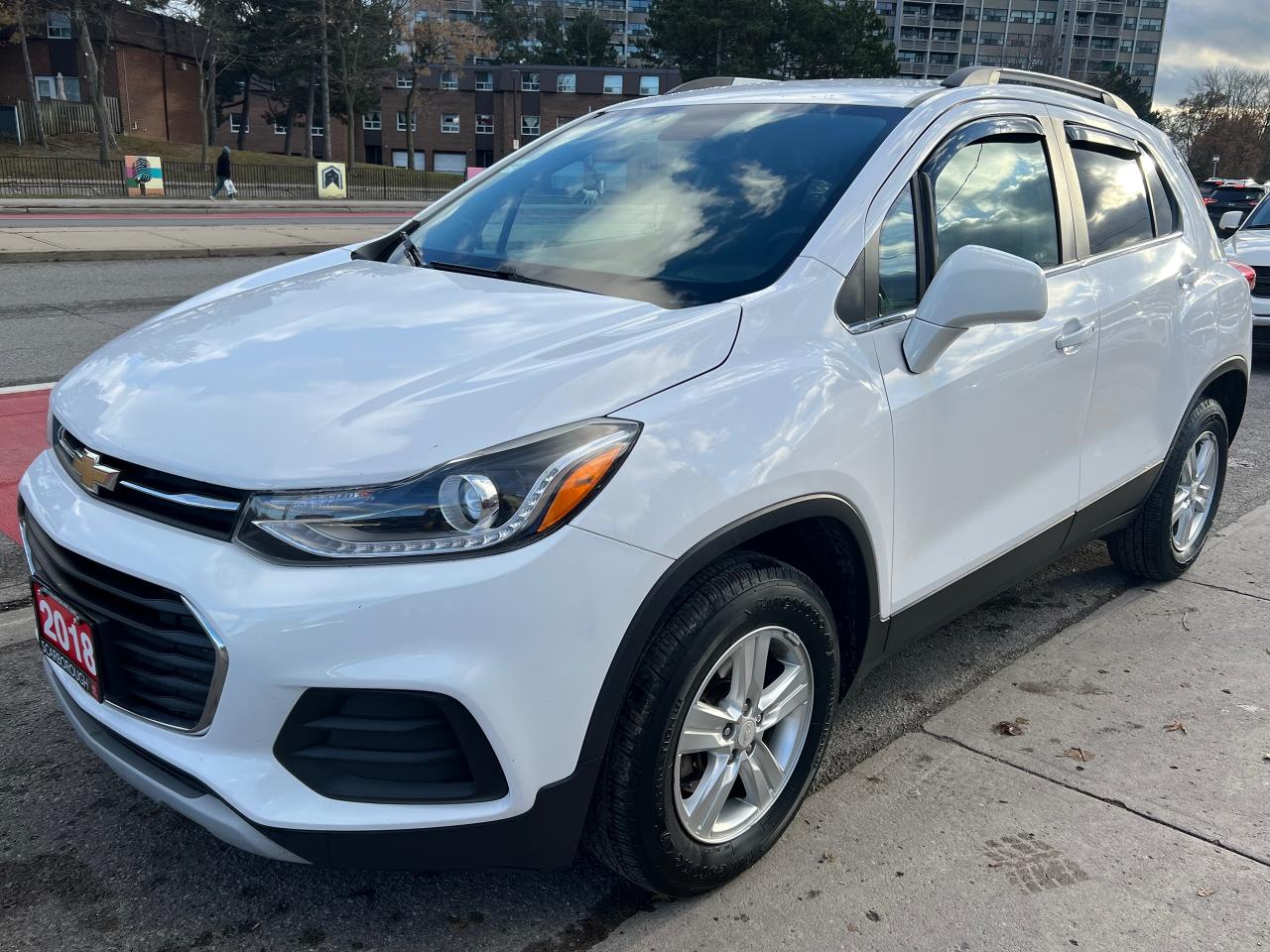 2018 Chevrolet Trax LT-BACK CAM-BLUETOOTH & MORE! Photo2