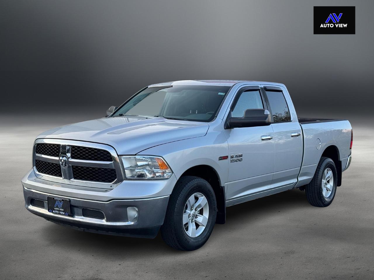 2014 RAM 1500 SLT **CLEAN CARFAX** - Photo #10
