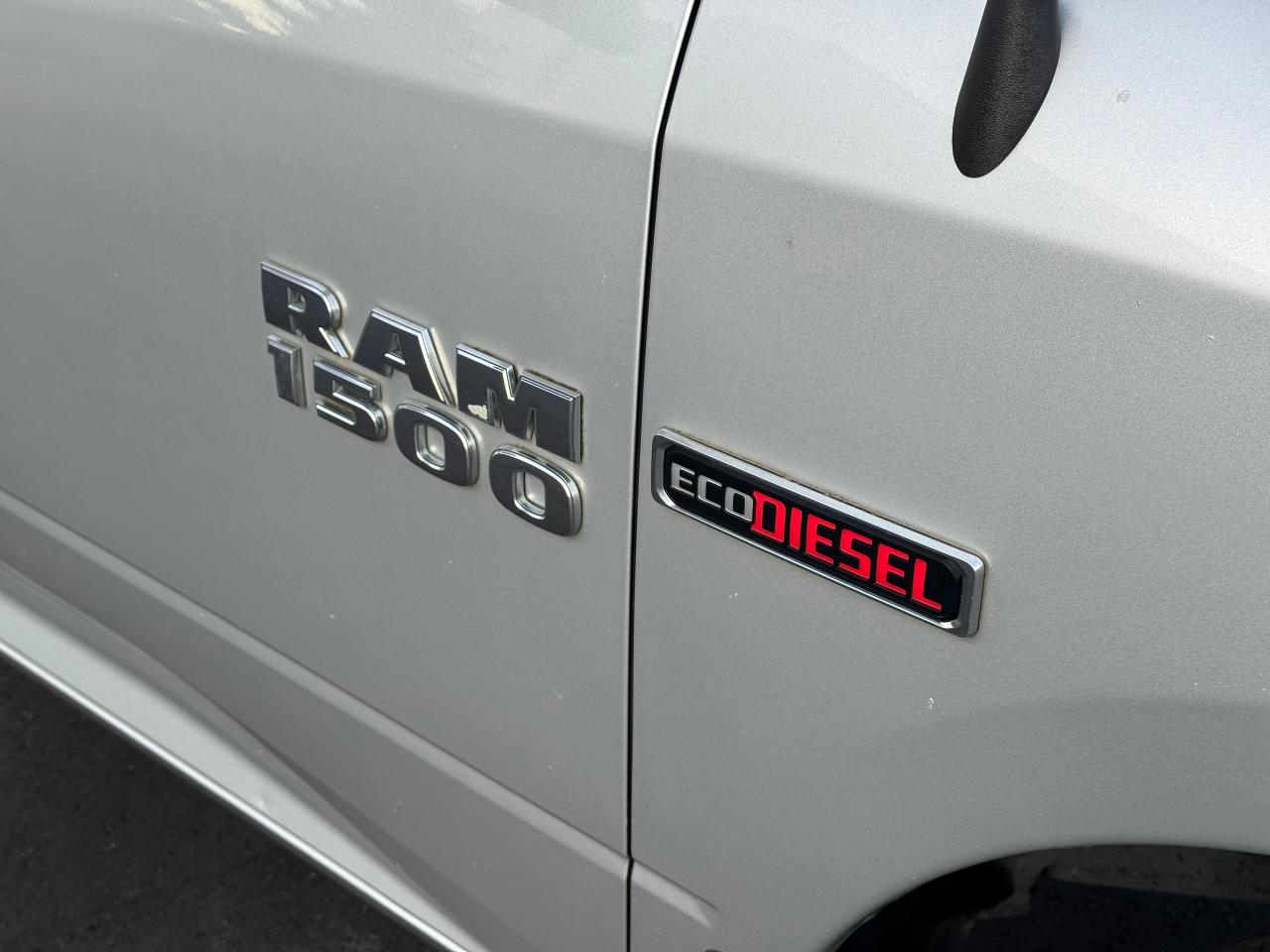 2014 RAM 1500 SLT **CLEAN CARFAX** - Photo #13