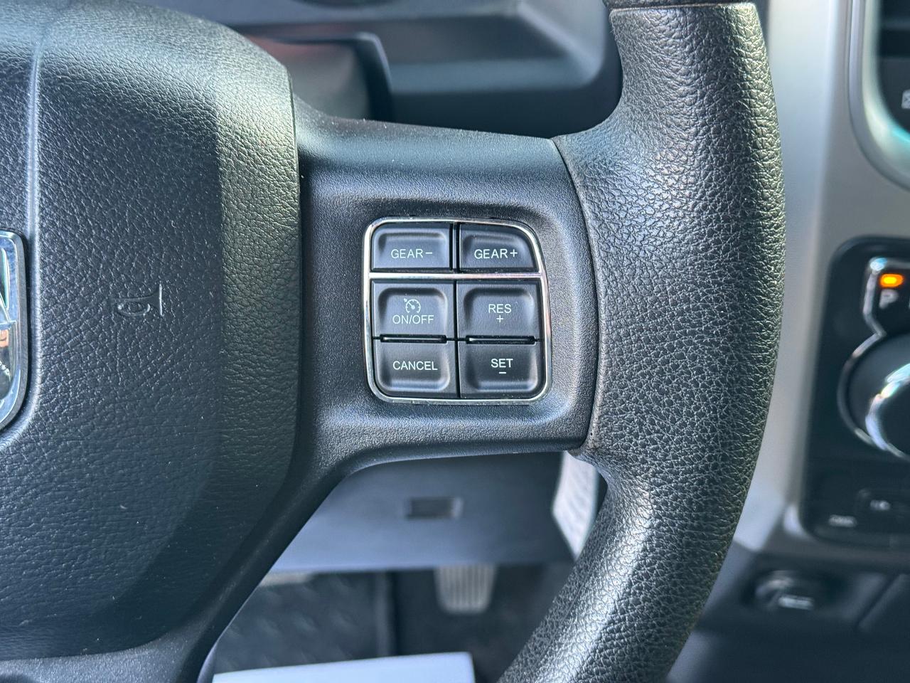 2014 RAM 1500 SLT **CLEAN CARFAX** - Photo #20