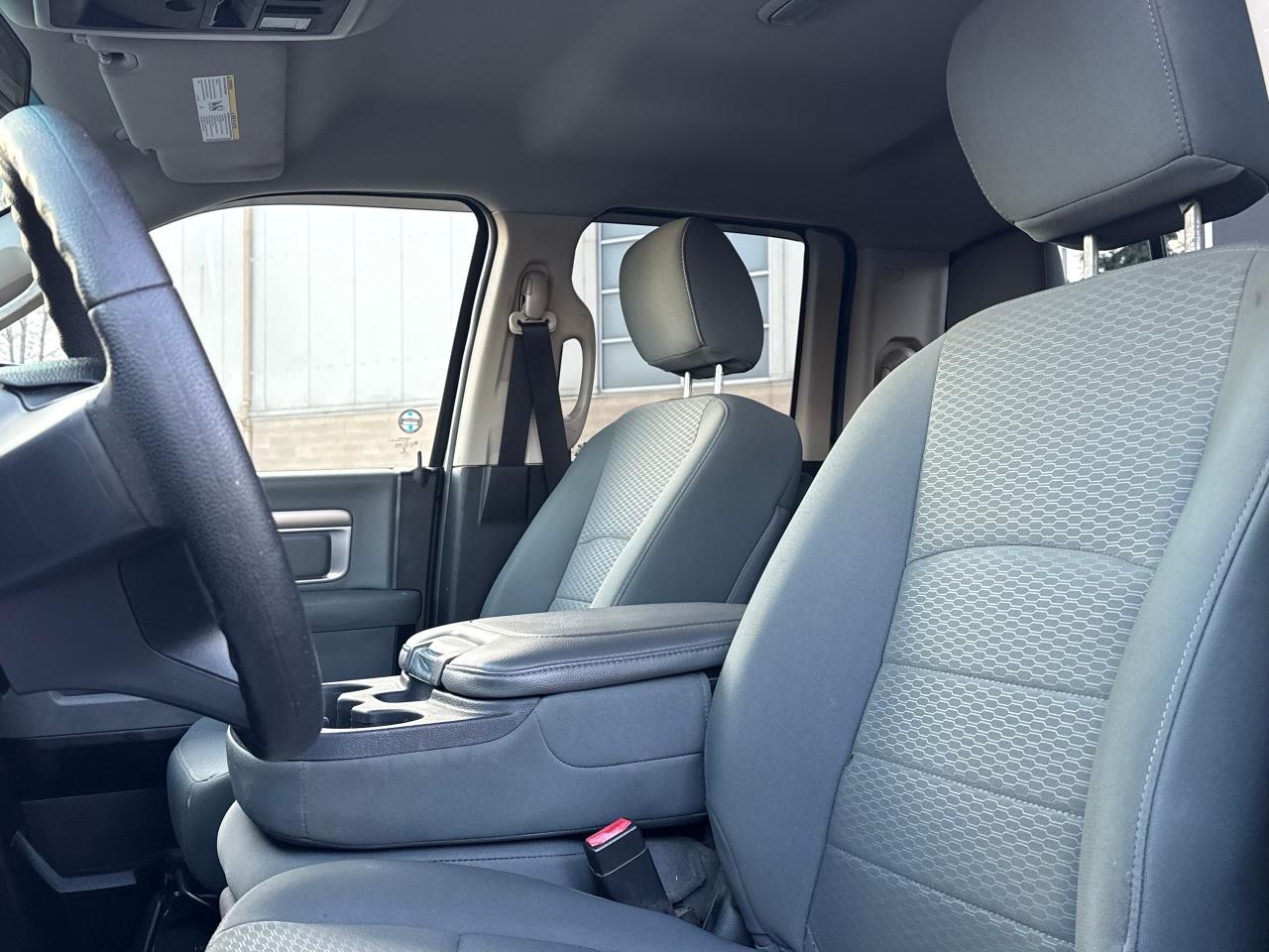 2014 RAM 1500 SLT **CLEAN CARFAX** - Photo #29