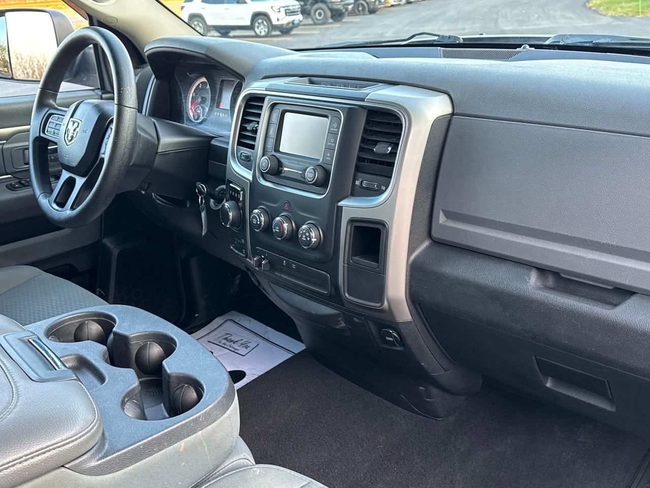 2014 RAM 1500 SLT **CLEAN CARFAX** - Photo #33