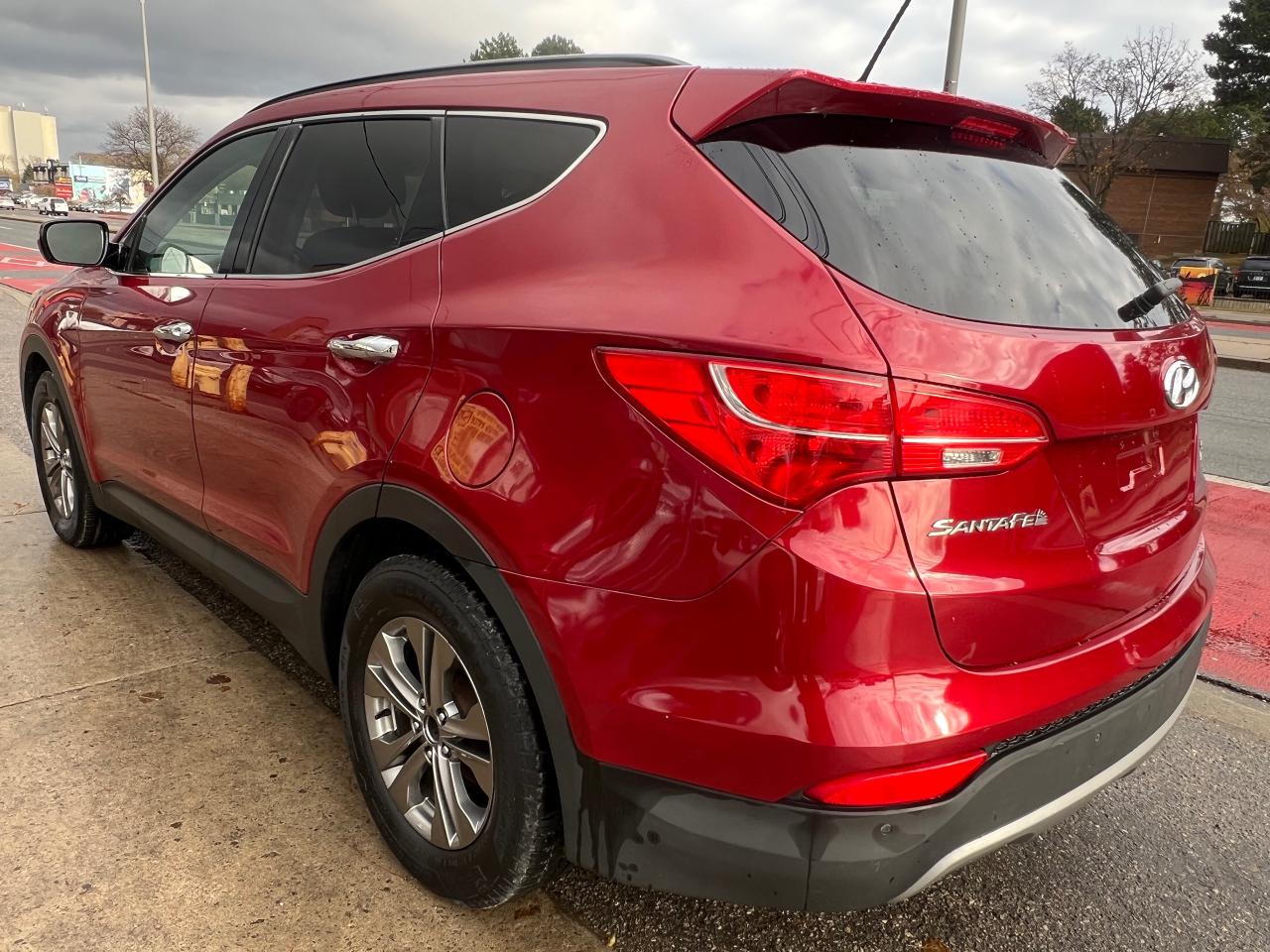 2014 Hyundai Santa Fe Sport Premium-EXTRA CLEAN-HEATED SEATS- BLUETOOTH - Photo #5