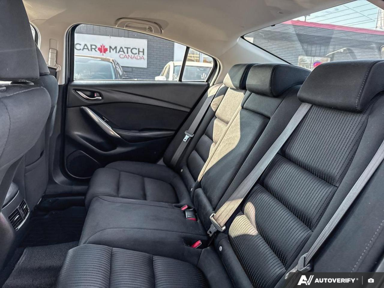 2017 Mazda MAZDA6 GS / NO ACCIDENTS / NAV / HTD STEERING / REAR CAM Photo