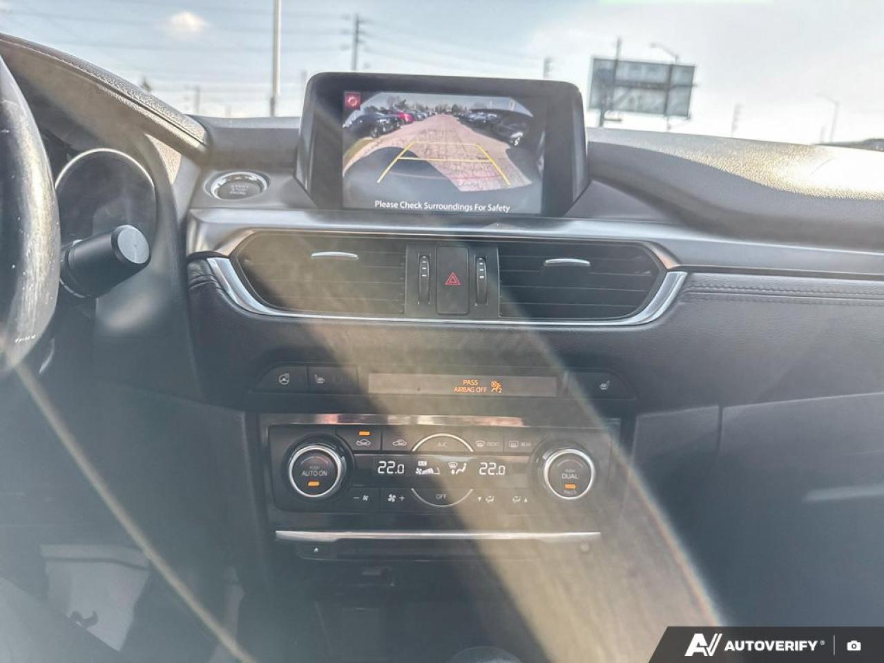 2017 Mazda MAZDA6 GS / NO ACCIDENTS / NAV / HTD STEERING / REAR CAM - Photo #17