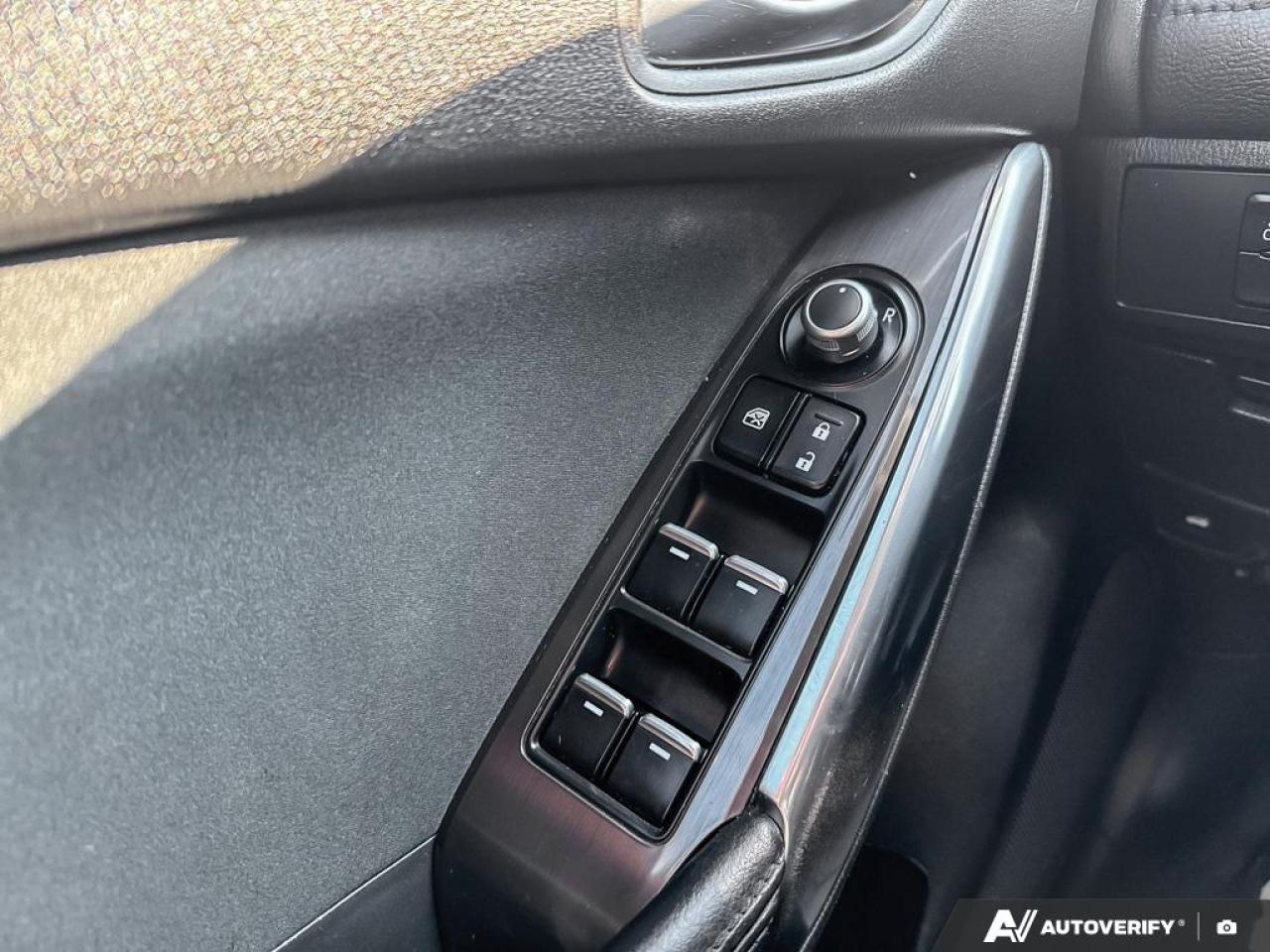 2017 Mazda MAZDA6 GS / NO ACCIDENTS / NAV / HTD STEERING / REAR CAM - Photo #13