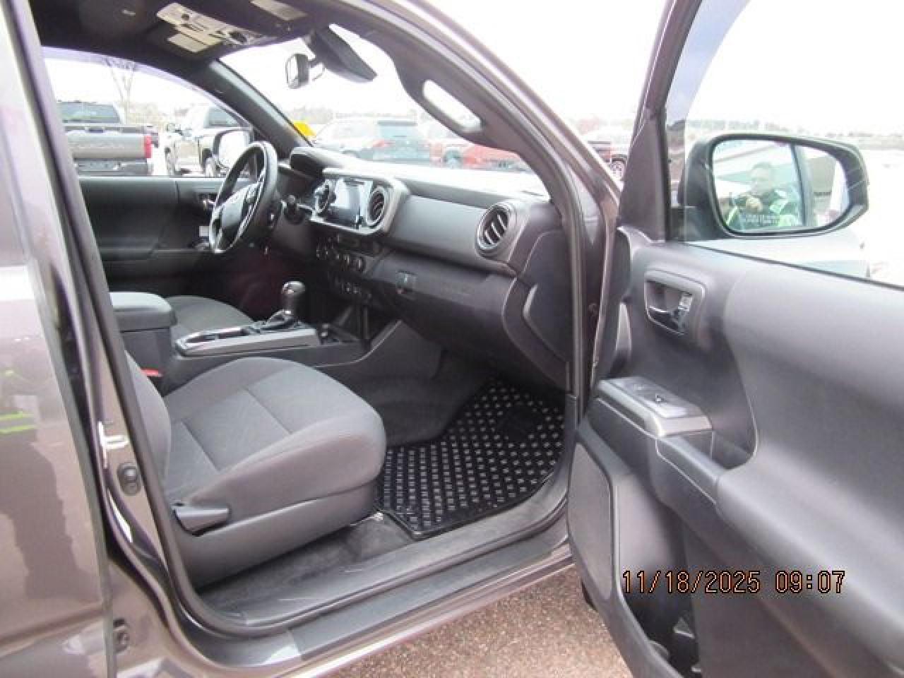 2019 Toyota Tacoma TRD Off Road Photo