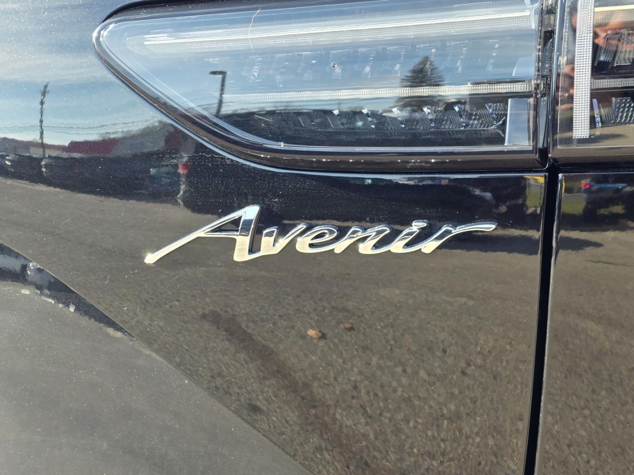 2024 Buick Envision Avenir - Photo #11