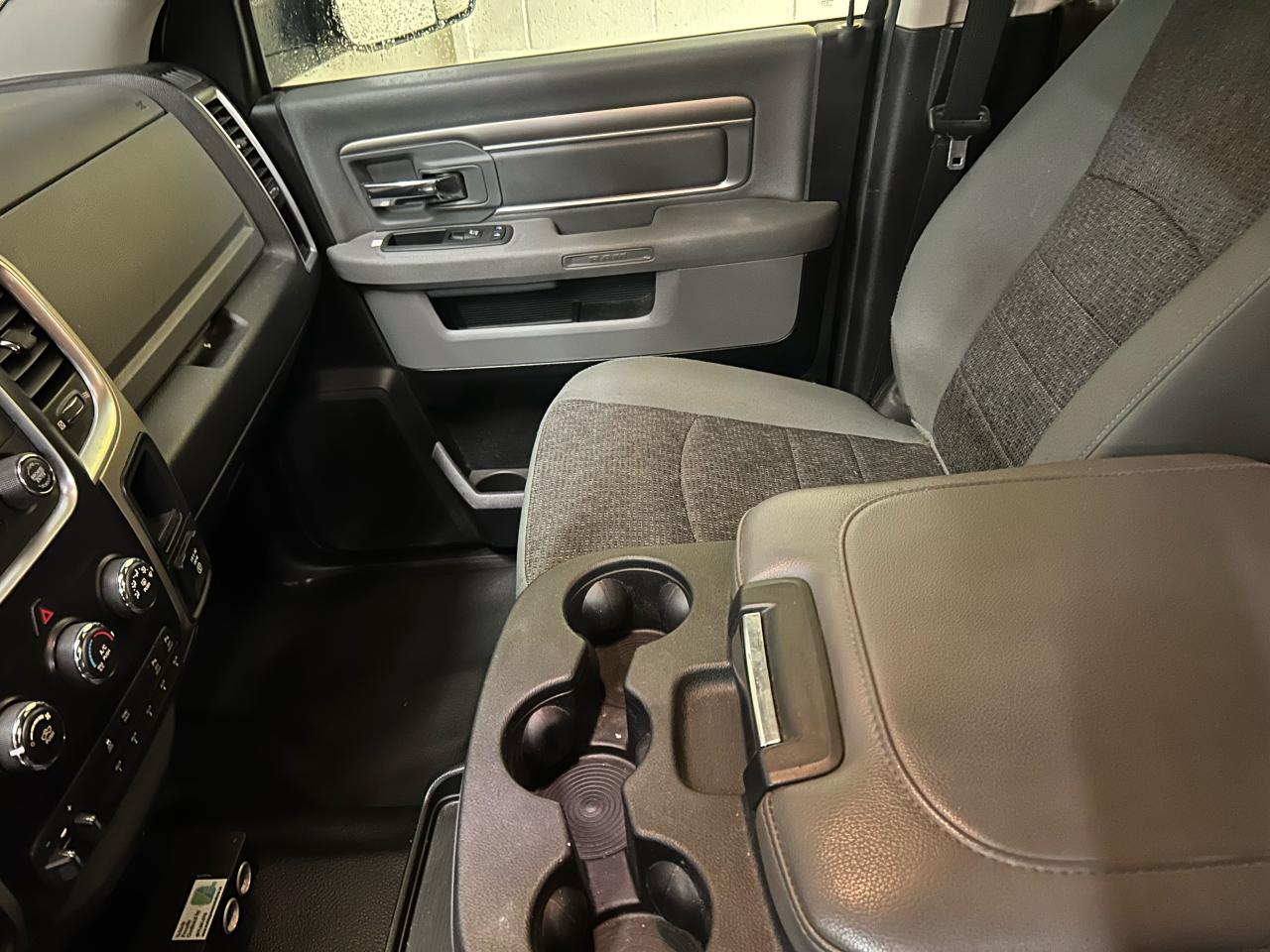 2018 RAM 2500 SLT Photo