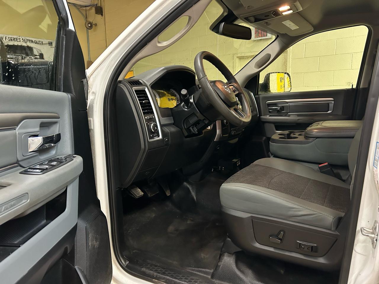 2018 RAM 2500 SLT Photo