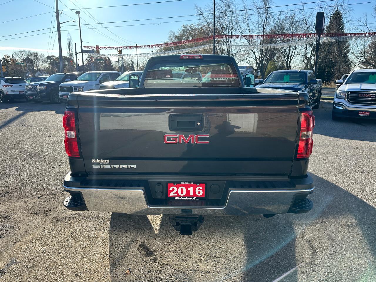 2016 GMC Sierra 2500 6.0L RegularCab 4x4 LB Bluetooth AM/FM A/C CarPlay Photo3