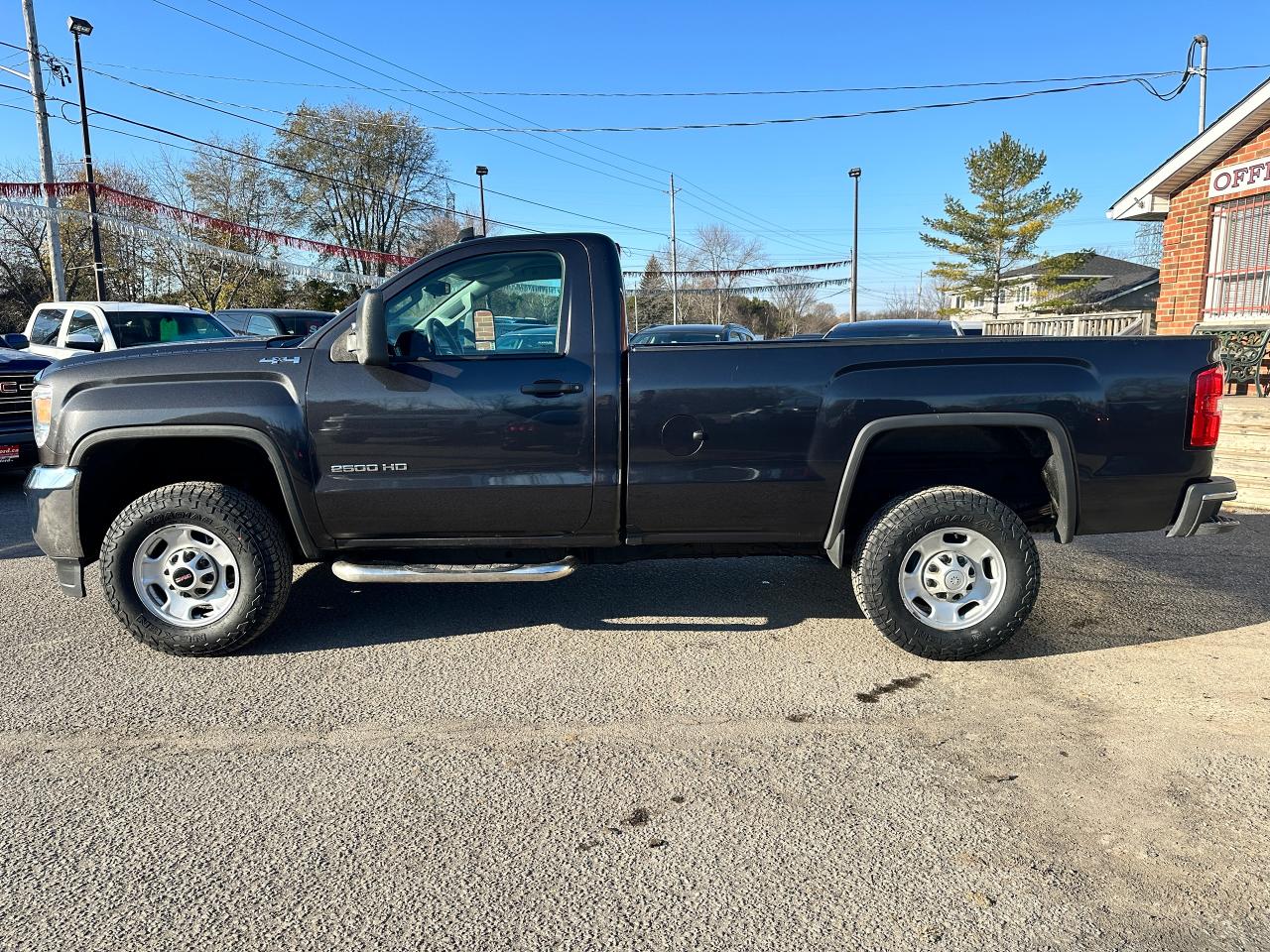 2016 GMC Sierra 2500 6.0L RegularCab 4x4 LB Bluetooth AM/FM A/C CarPlay Photo2