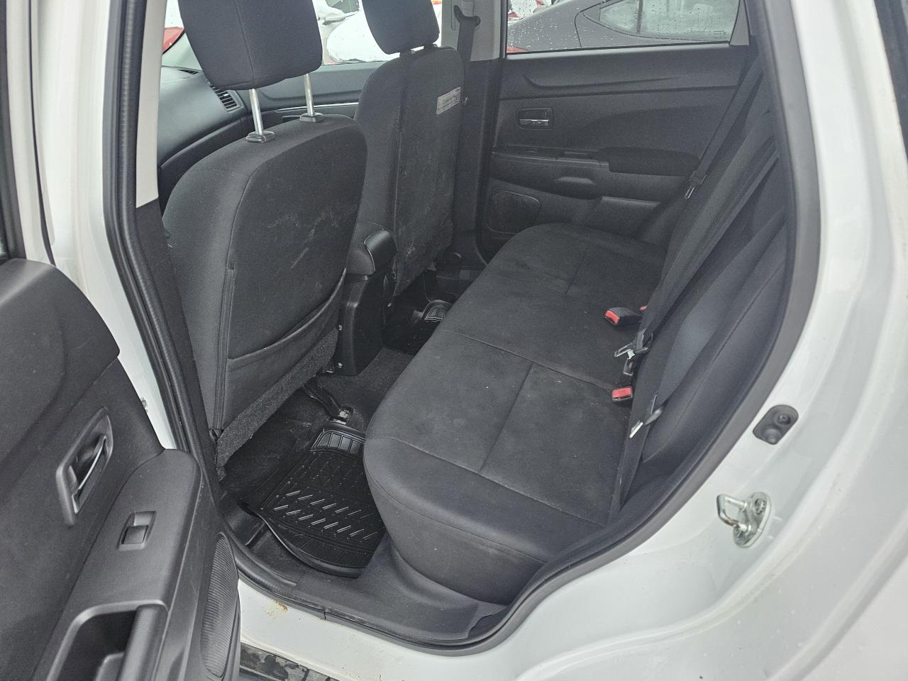 2015 Mitsubishi RVR AWD 4dr CVT SE *Ltd Avail*, AUTOMATIC, 128 KM Photo