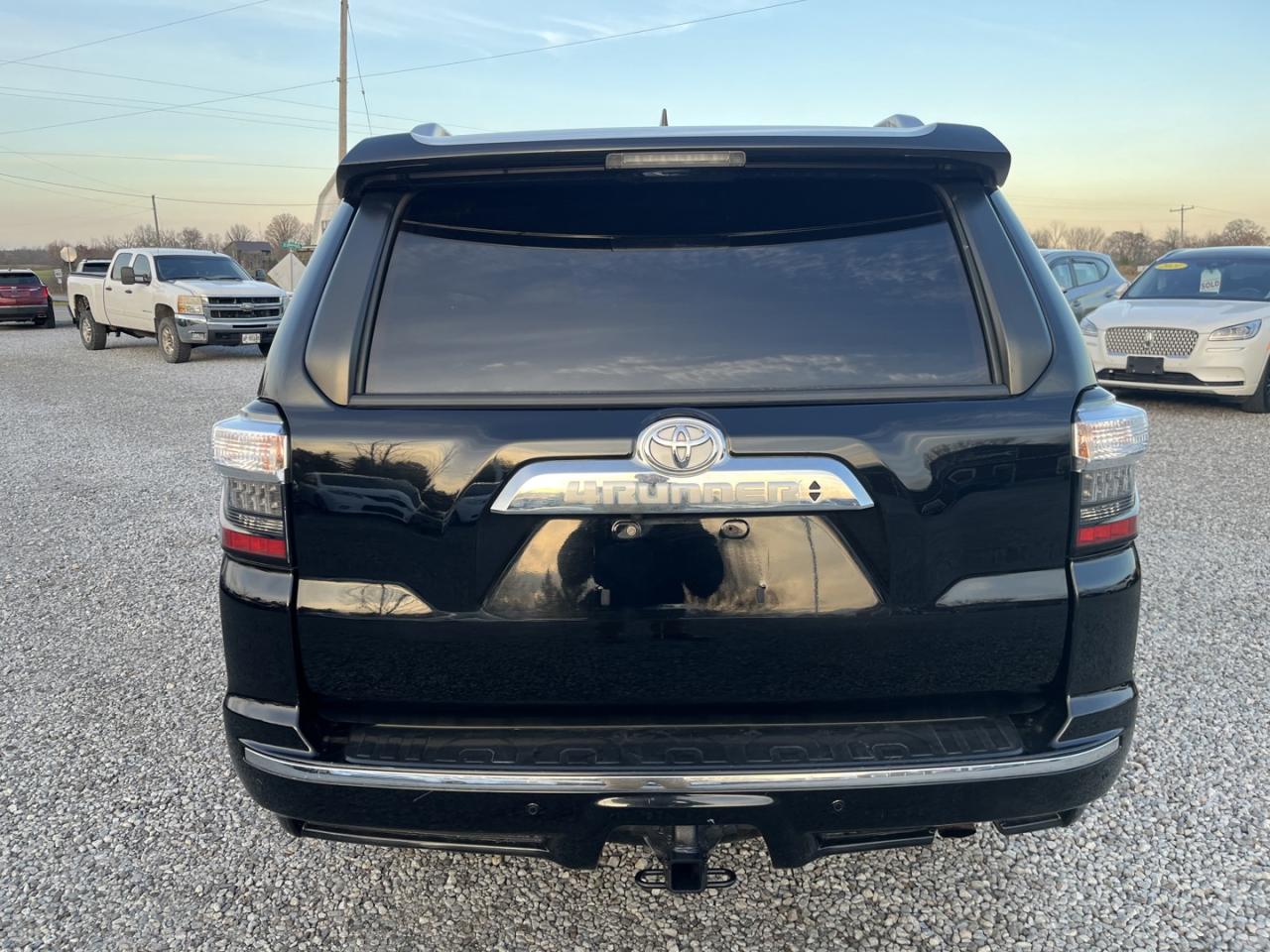 2018 Toyota 4Runner Limited *NO ACCIDENTS* Photo3