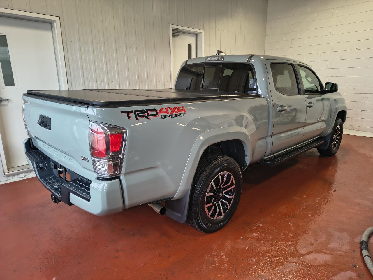 2022 Toyota Tacoma TRD SPORT 4X4 Photo