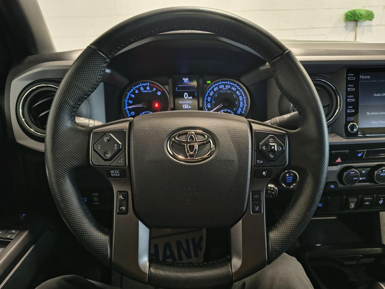 2022 Toyota Tacoma TRD SPORT 4X4 Photo0