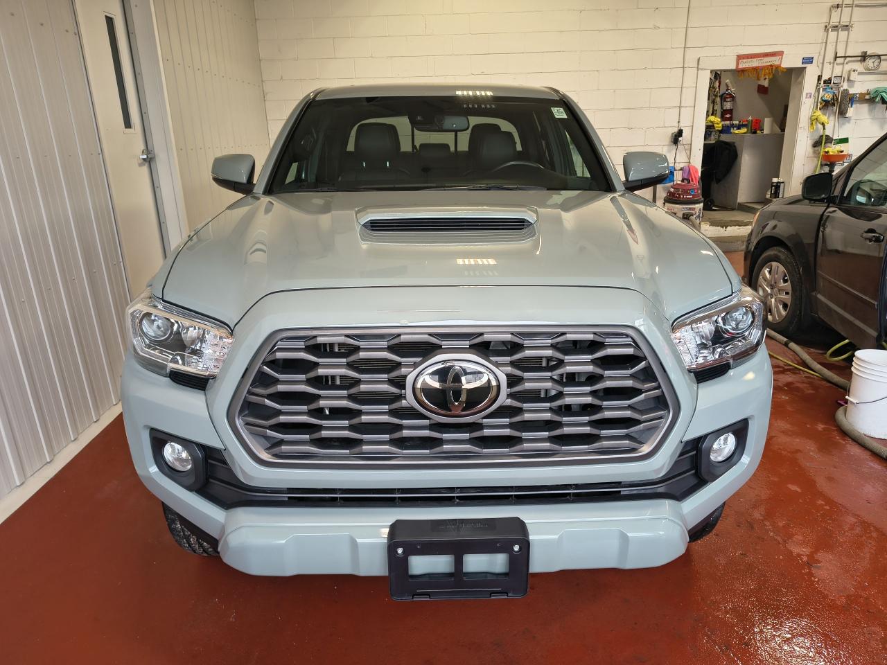 2022 Toyota Tacoma TRD SPORT 4X4 Photo