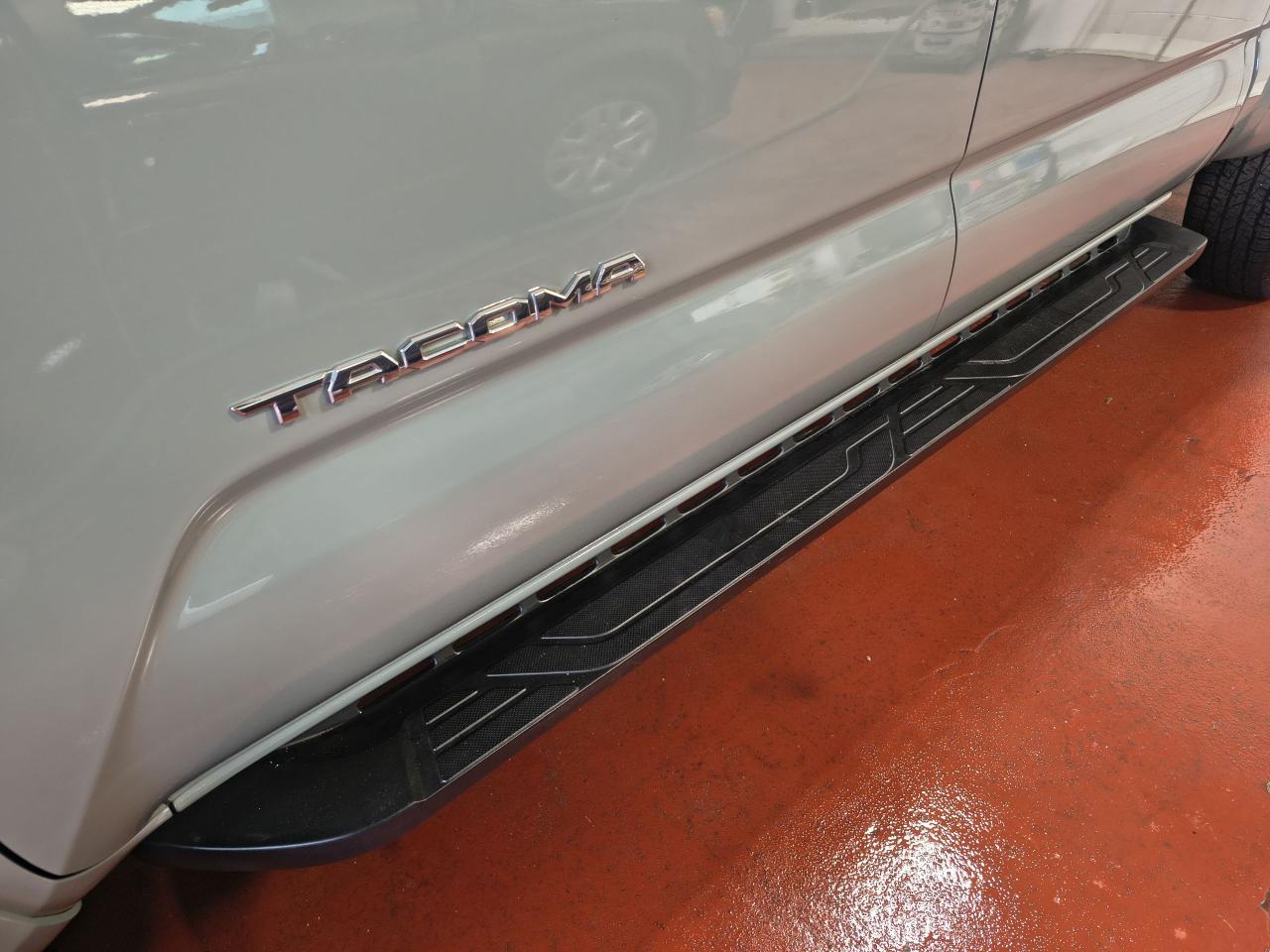 2022 Toyota Tacoma TRD SPORT 4X4 Photo