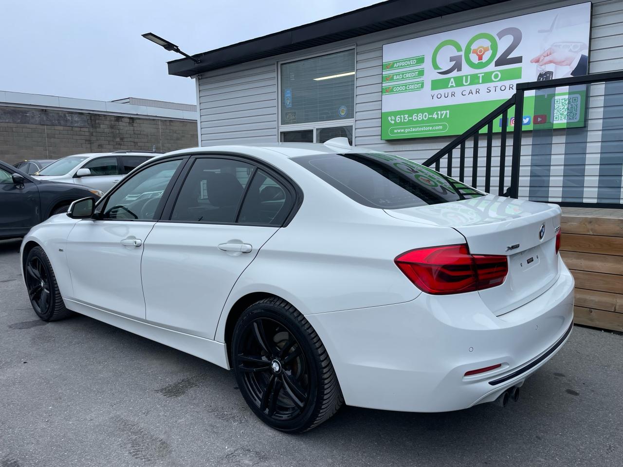 2016 BMW 3 Series 328i xDrive - Photo #4