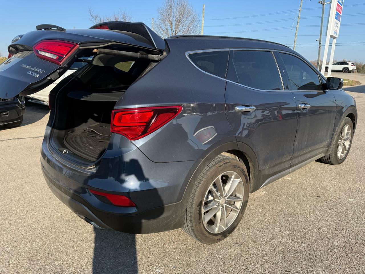 2017 Hyundai Santa Fe Sport Limited  panoramic roof. Backup   Camera navigation - Photo #5