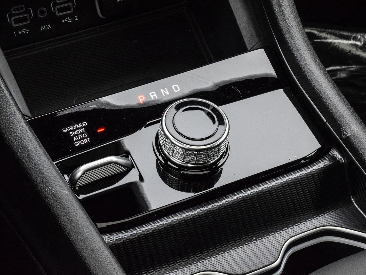 2025 Jeep Grand Cherokee L Limited 4x4 Photo