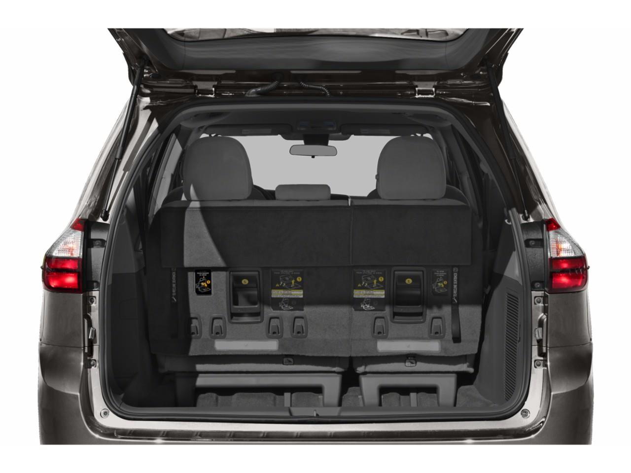 2019 Toyota Sienna 7-Passenger Photo