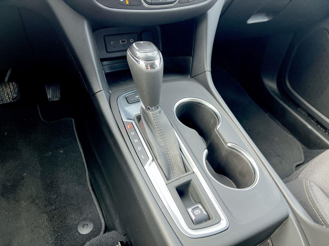 2021 Chevrolet Equinox LT AWD, HEATED FRONT SEATS, BACK UP CAM, CRUISE CONTROL, SIRIUS XM!! Photo