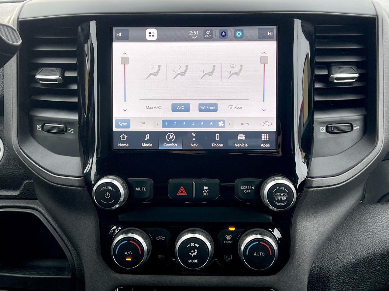 2022 RAM 3500 Tradesman 4X4, CRUISE CONTROL, BACK UP CAM, NAV, SIRIUS XM!! Photo