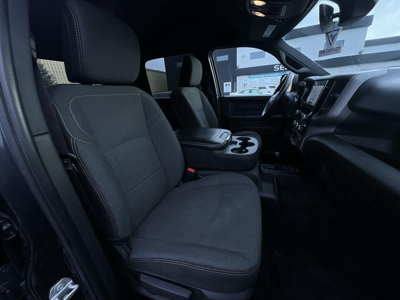 2022 RAM 3500 Tradesman 4X4, CRUISE CONTROL, BACK UP CAM, NAV, SIRIUS XM!! Photo