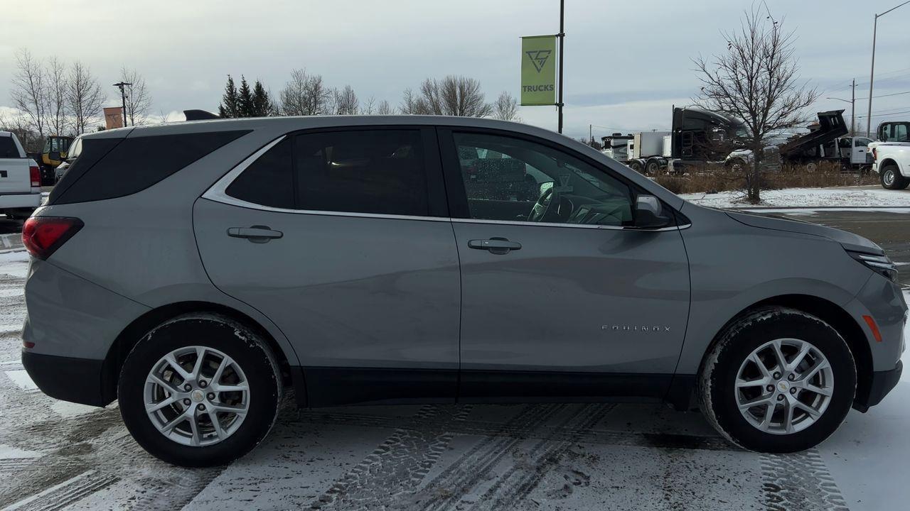 2024 Chevrolet Equinox LT HEATED FRONT SEATS, CRUISE CONTROL, SIRIUS XM, POWER LIFTGATE, BACK UP CAM, REMOTE START!! Photo4