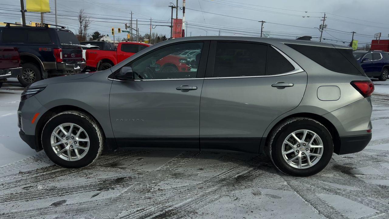 2024 Chevrolet Equinox LT HEATED FRONT SEATS, CRUISE CONTROL, SIRIUS XM, POWER LIFTGATE, BACK UP CAM, REMOTE START!! Photo